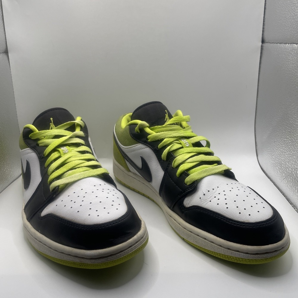 Jordan 1 low size 10-neon, white, and black - no box CK3022-003